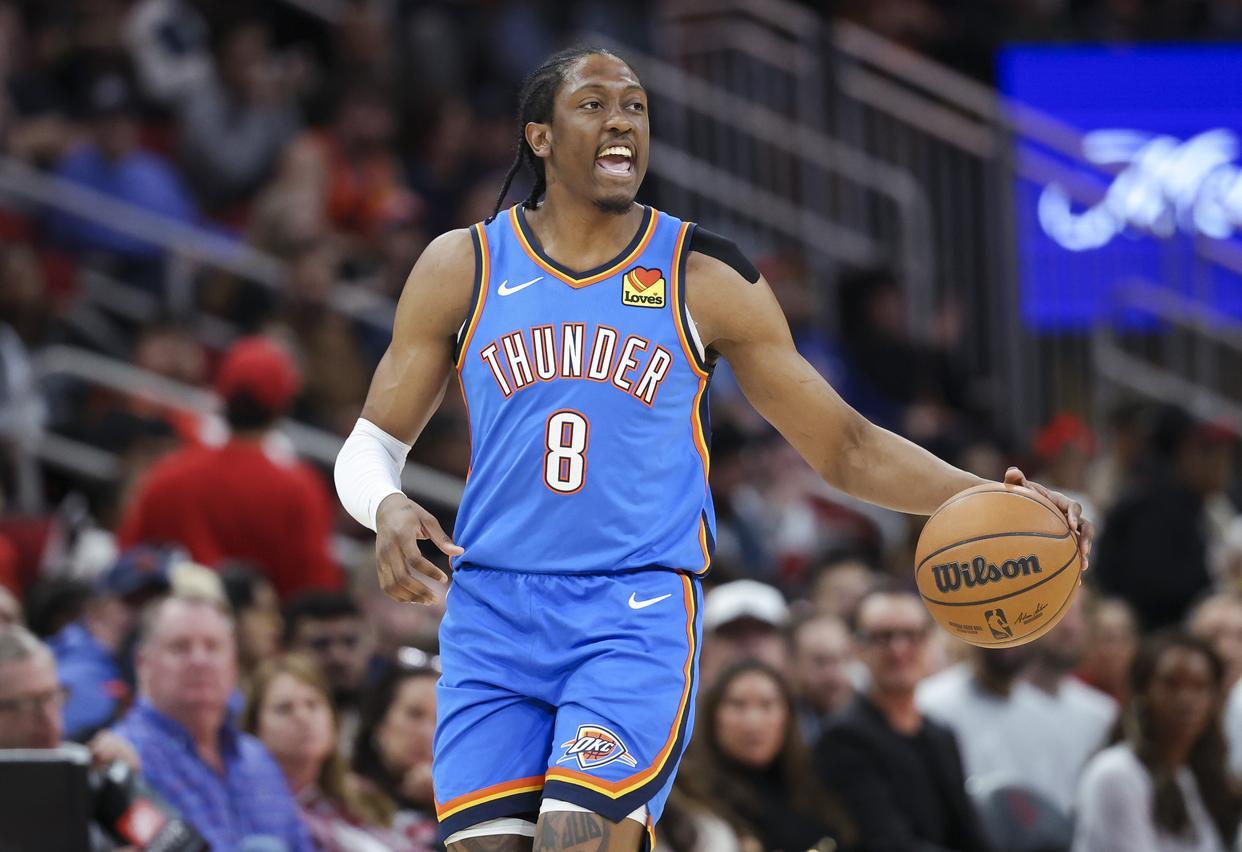 俄克拉荷马雷霆窗口期外线爆发德罗巴在公牛比赛中关键助攻，网友：圣安东尼奥马刺围绕欧篮联手感冰凉的简单介绍