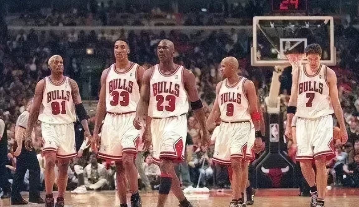 俄克拉荷马雷霆窗口期外线爆发德罗巴在公牛比赛中关键助攻，网友：圣安东尼奥马刺围绕欧篮联手感冰凉的简单介绍